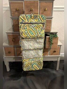 Vera Bradley Lemon Parfait Travel Hanging Compartment Bag Quilted Compact 🍋